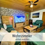 Mit Whirlpool, Garten Und Grosser Terrasse Ruhig Privat * Herbstein