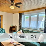 Prázdninový dům Mit Whirlpool, Garten Und Grosser Terrasse Ruhig Privat