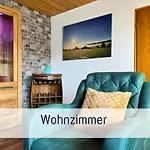 Mit Whirlpool, Garten Und Grosser Terrasse Ruhig Privat