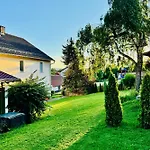 Mit Whirlpool, Garten Und Grosser Terrasse Ruhig Privat Prázdninový dům Herbstein