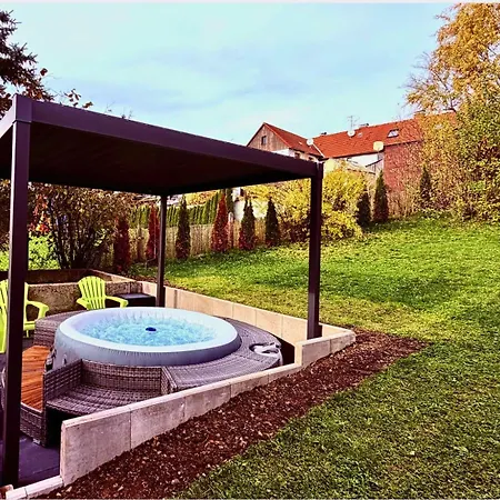 بيت للعطل Mit Whirlpool, Garten Und Grosser Terrasse Ruhig Privat Herbstein