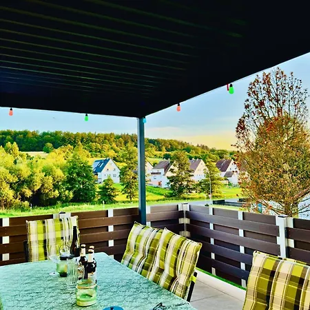 Mit Whirlpool, Garten Und Grosser Terrasse Ruhig Privat Holiday home