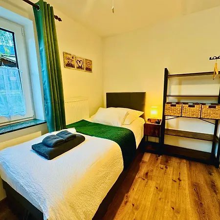 Mit Whirlpool, Garten Und Grosser Terrasse Ruhig Privat * Herbstein